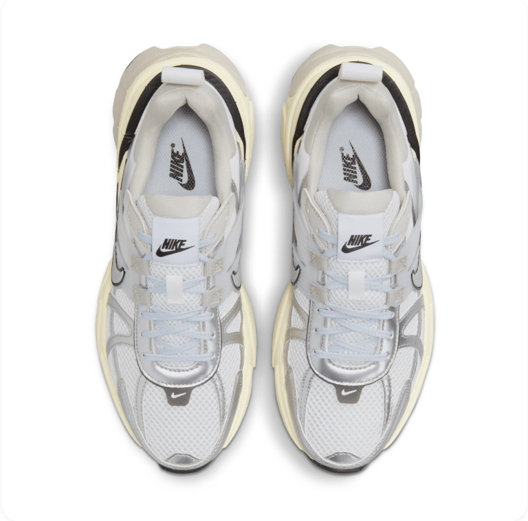 Nike V2K Run - White / Pure Platinum / Sail