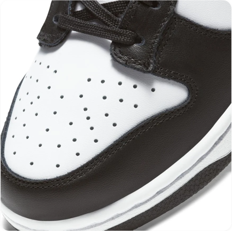 Nike Dunk Low - White / Black (Panda)