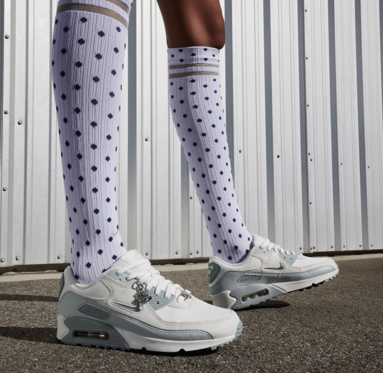 Nike Air Max 90 SE - Summit White / Wolf Grey / Green Glow
