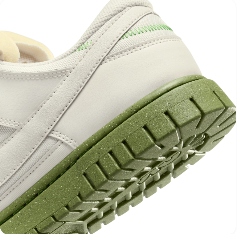 Nike Dunk Low Remastered - Coconut Milk / Chlorophyll